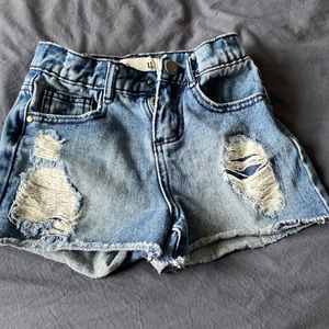 Size 4 kids cotton on shorts